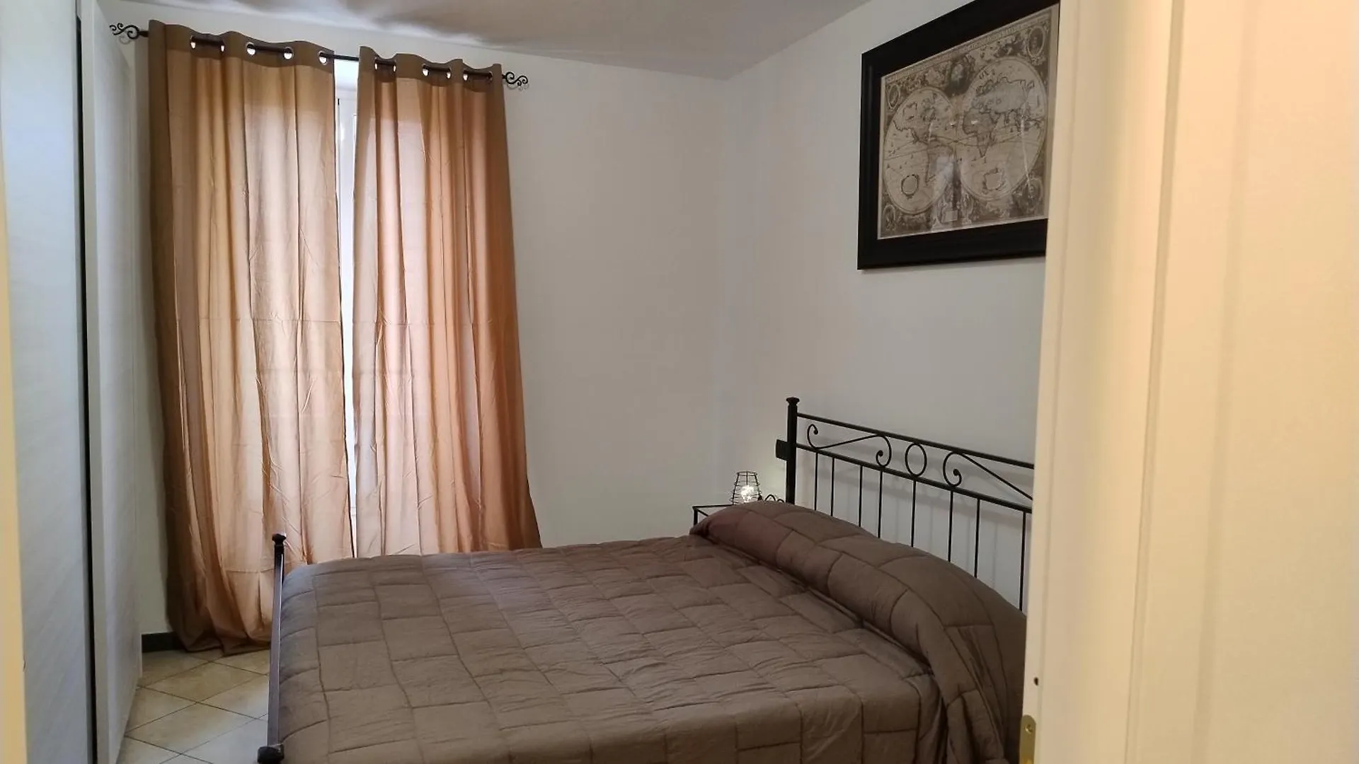 Albenga Sweet Holidays Rooms & Apartaments Bilocale Appena Ristrutturato